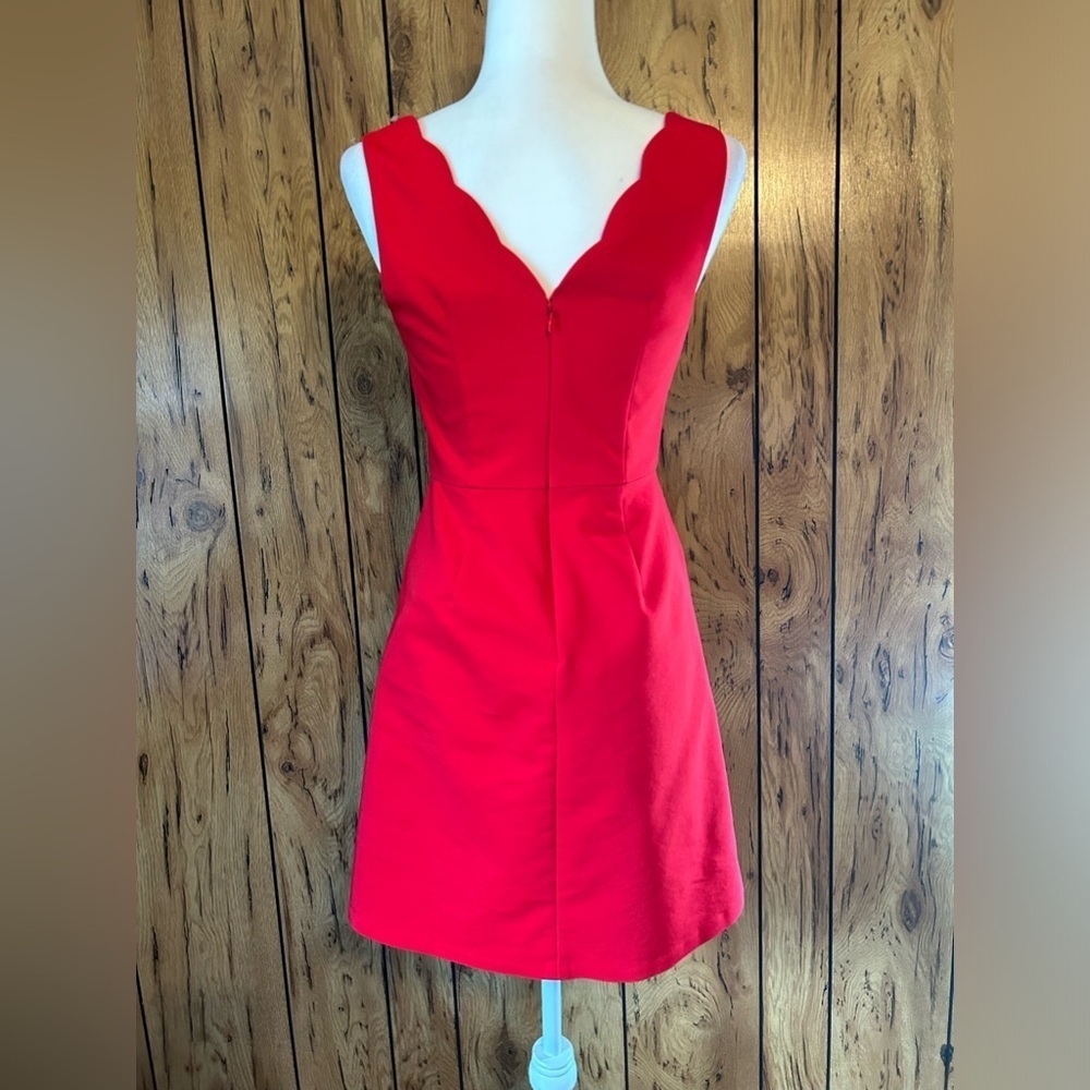 The limited red scalloped mini dress size 0 - Picture 5 of 10